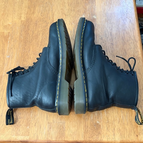 Dr. Martens #146 Black leather W 9/ M 8 main image 6